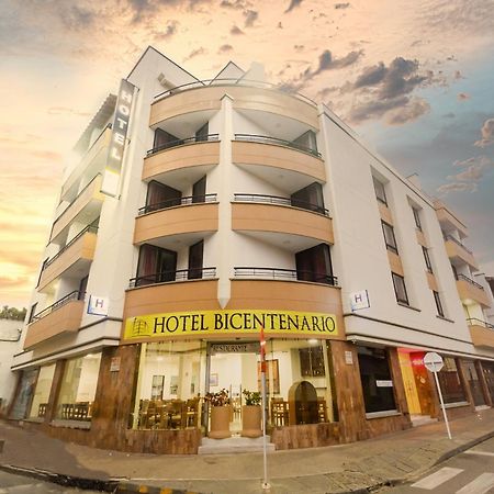 Hotel Bicentenario Rionegro Luaran gambar