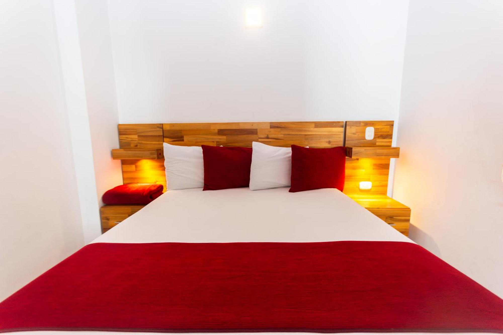 Hotel Bicentenario Rionegro Luaran gambar